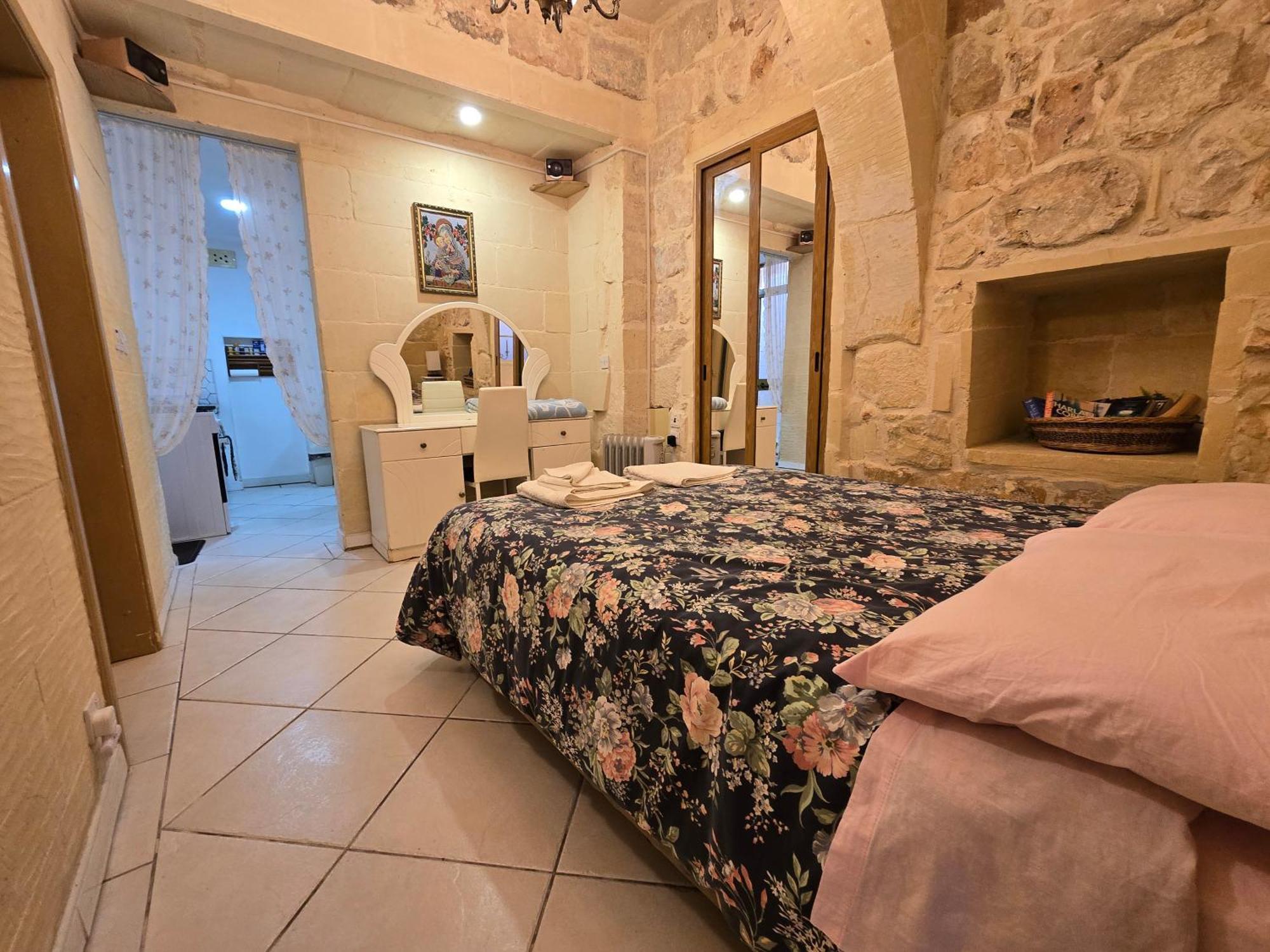 Апартаменты Charming Rustic Getaway In Xaghra, Gozo. Экстерьер фото