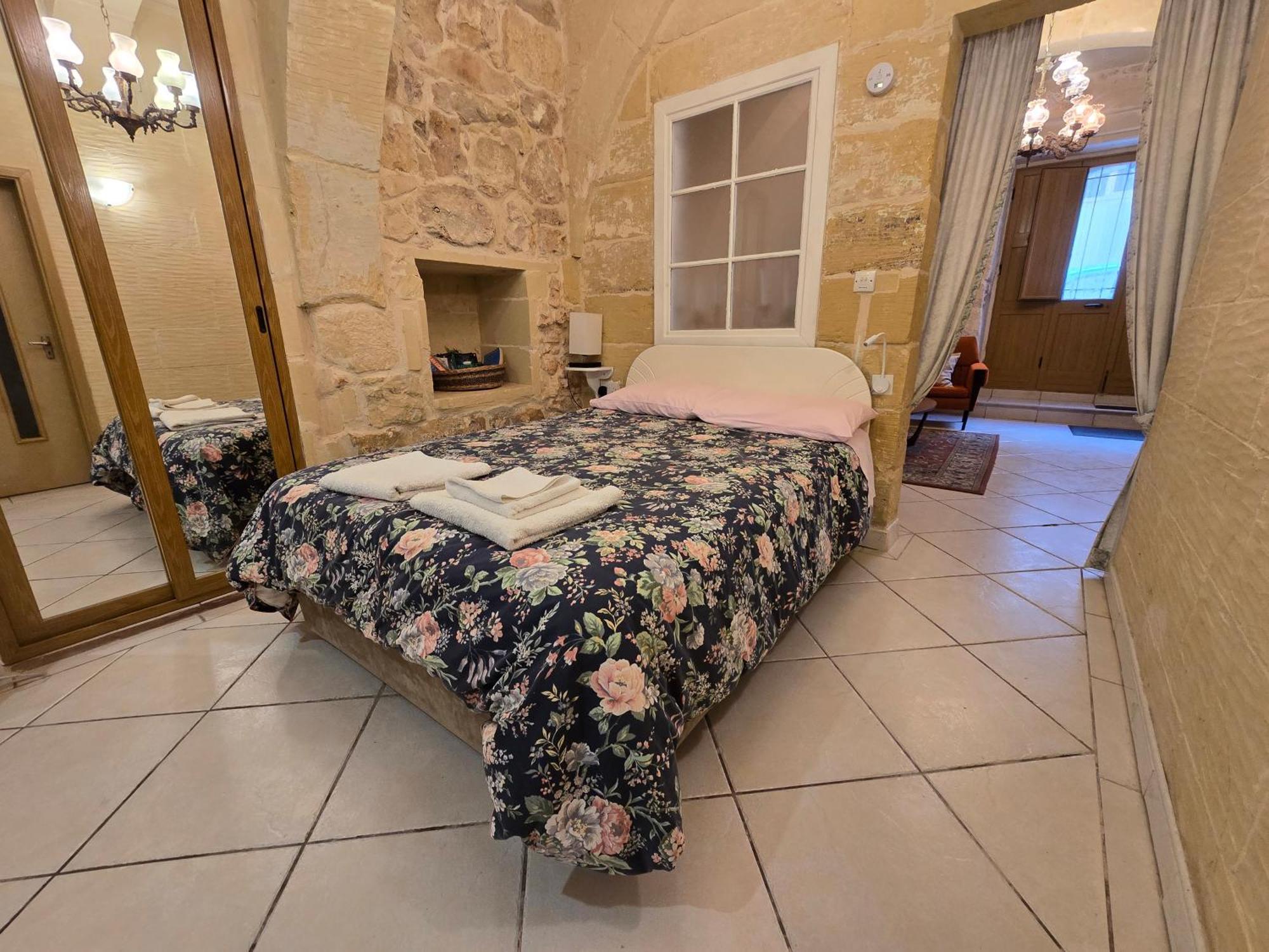 Апартаменты Charming Rustic Getaway In Xaghra, Gozo. Экстерьер фото